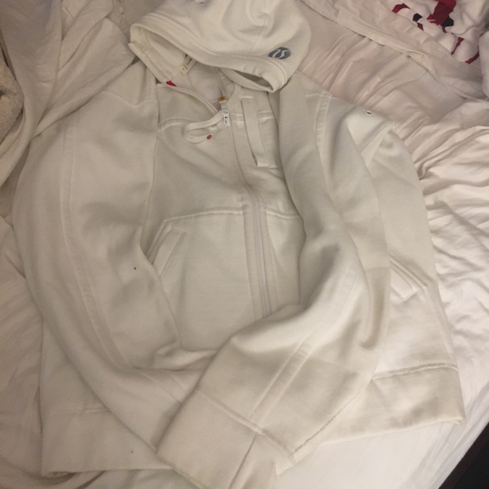 Men’s size medium sweater